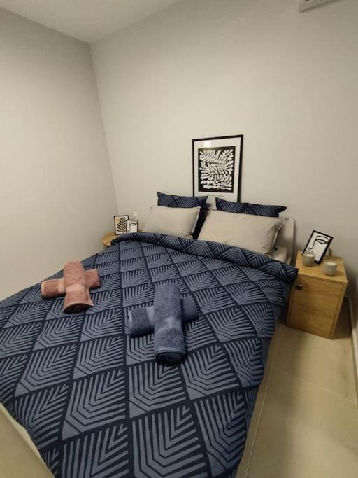 Floral Home 1 - Ground Floor Apt With Courtyard And Private Parking! Atena Exterior foto