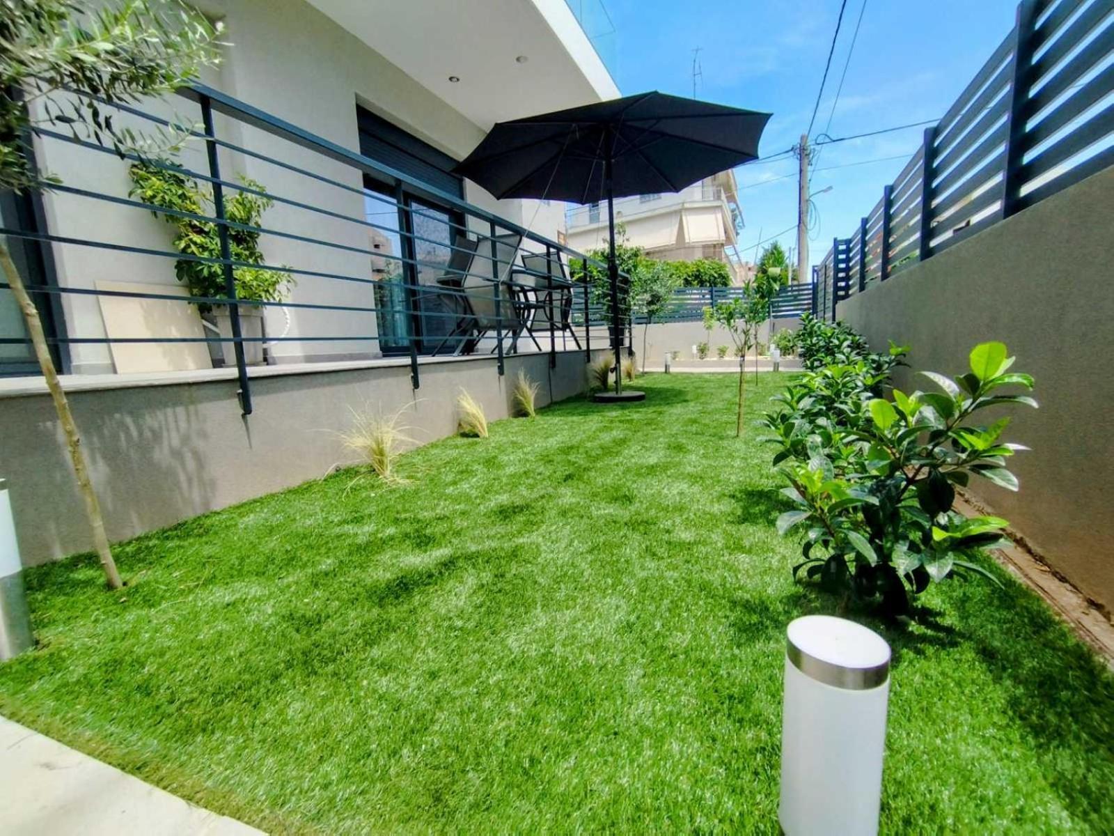 Floral Home 1 - Ground Floor Apt With Courtyard And Private Parking! Atena Exterior foto